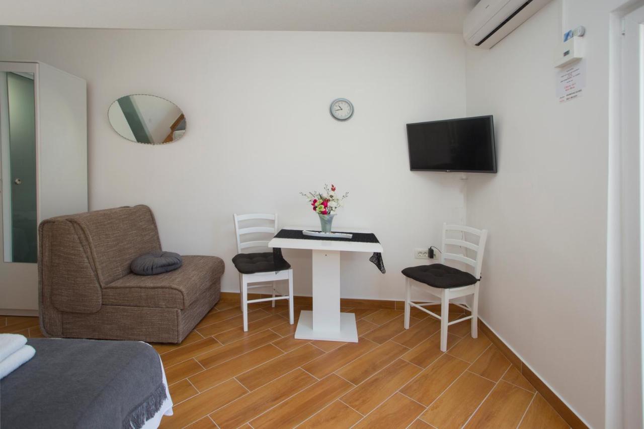 Guest House Kuseta Σπλιτ Εξωτερικό φωτογραφία